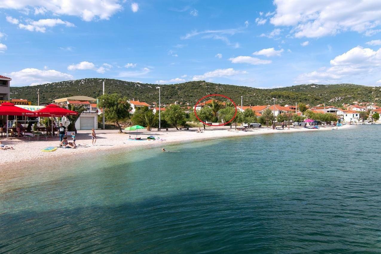 Providenca Lägenhet Vinišće Exteriör bild